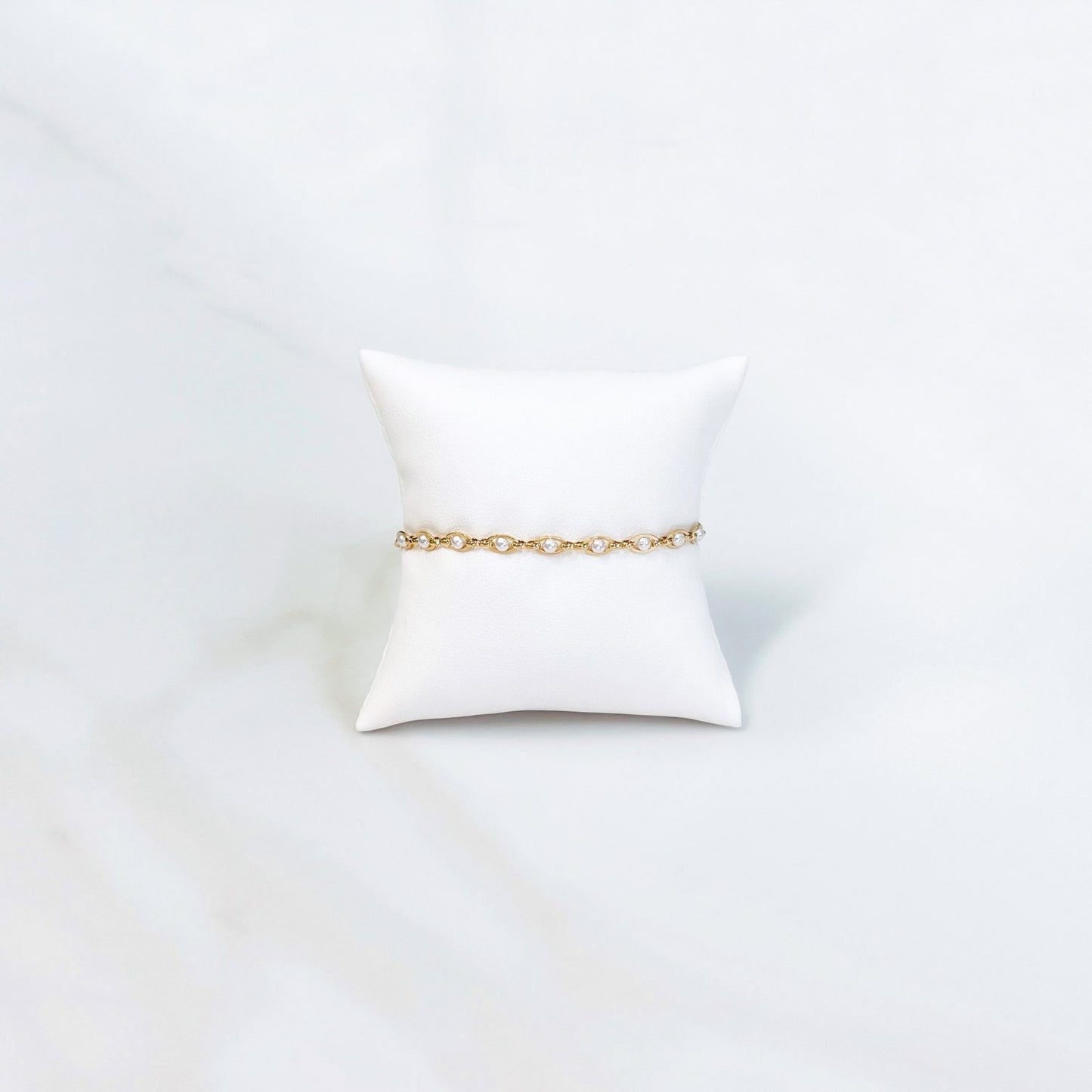 Mini Saturn Pearl Chain Bracelet