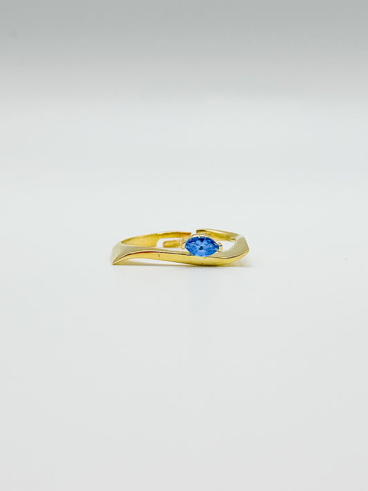 Flowy Shaped with Oval Center Stone Ring
